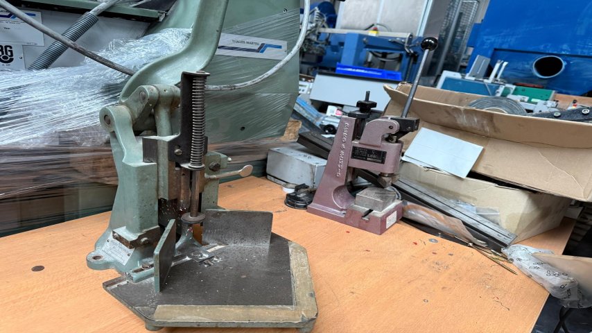 Krause-Biagosch, Y6R Corner cutter